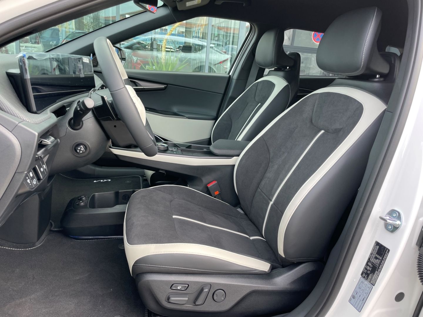 Fahrzeugabbildung Kia EV6 GT-Line 4WD Elektro LED Sitzbelüftung HeadUp
