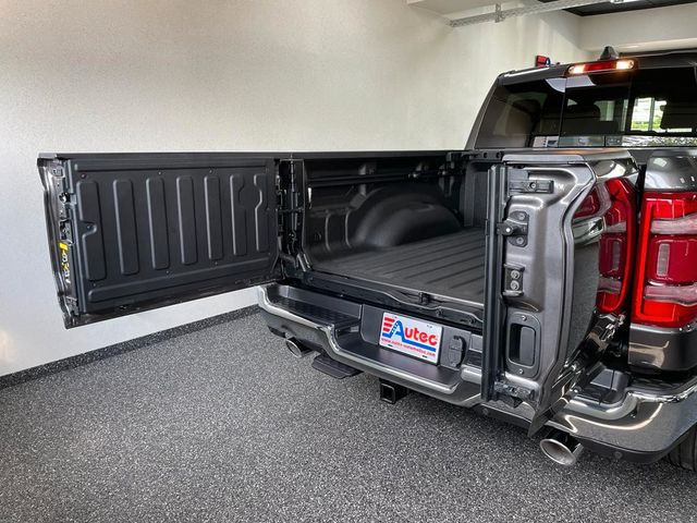 Fahrzeugabbildung Dodge LIMITED-E-TORQUE-TAILGATE-4x4-SOFORT!