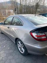 Mercedes-Benz Mercedes C 200 Coupe - Mercedes-Benz C 200 mit Diesel-Antrieb: Coupe