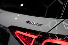 MERCEDES-BENZ GLE 450 4Matic AMG*PANO*HEADUP*CAM*AHK*TOP!