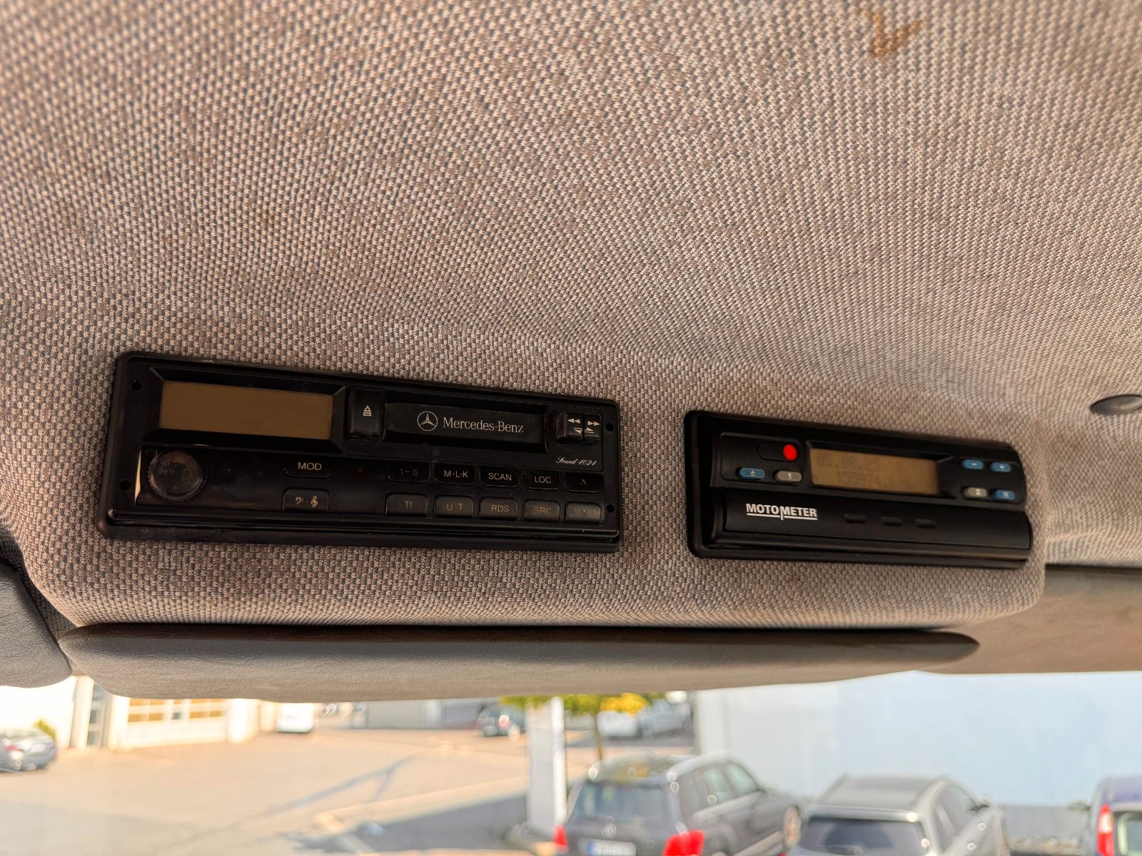 Fahrzeugabbildung Unimog U300 4x4 Vario-Pilot Klima
