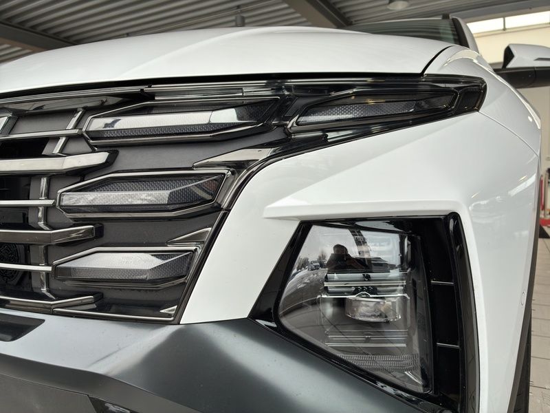Fahrzeugabbildung Hyundai TUCSON 1.6 T-GDI PRIME HUD LED SHZ KLIMA NAVI