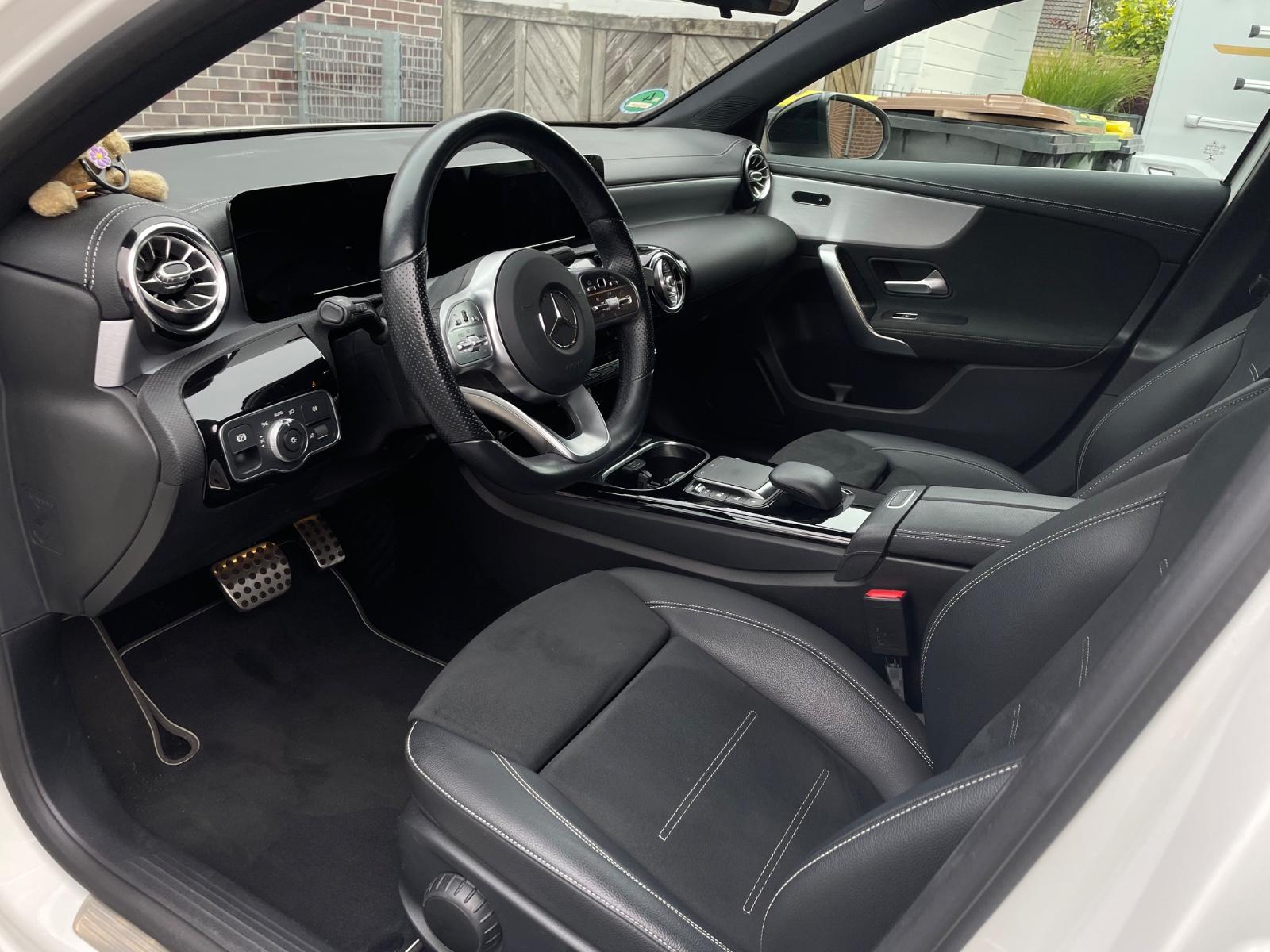Mercedes-Benz A 250 e