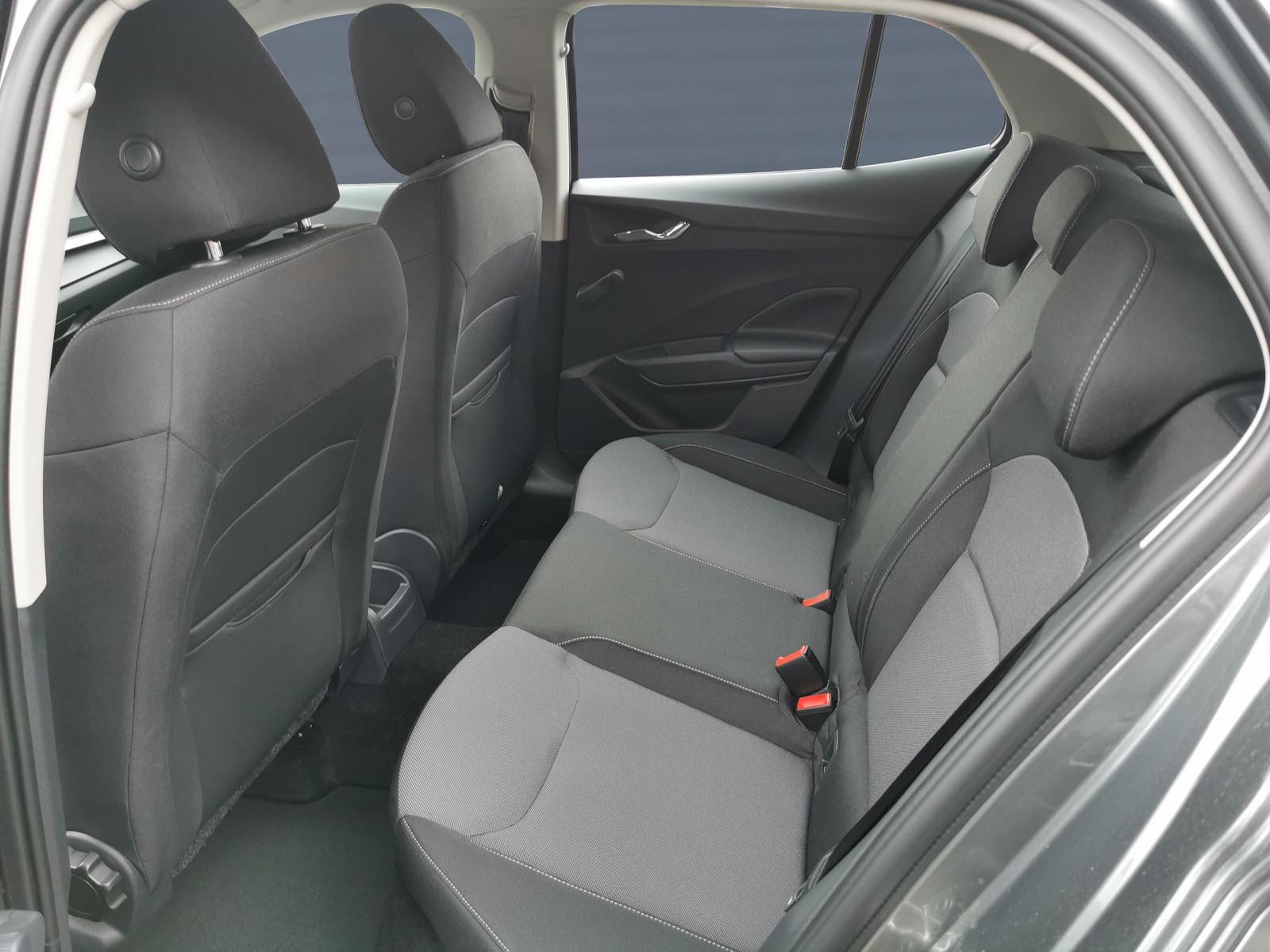 Skoda Fabia 1.0  TSI Ambition DSG  Kamera  LED