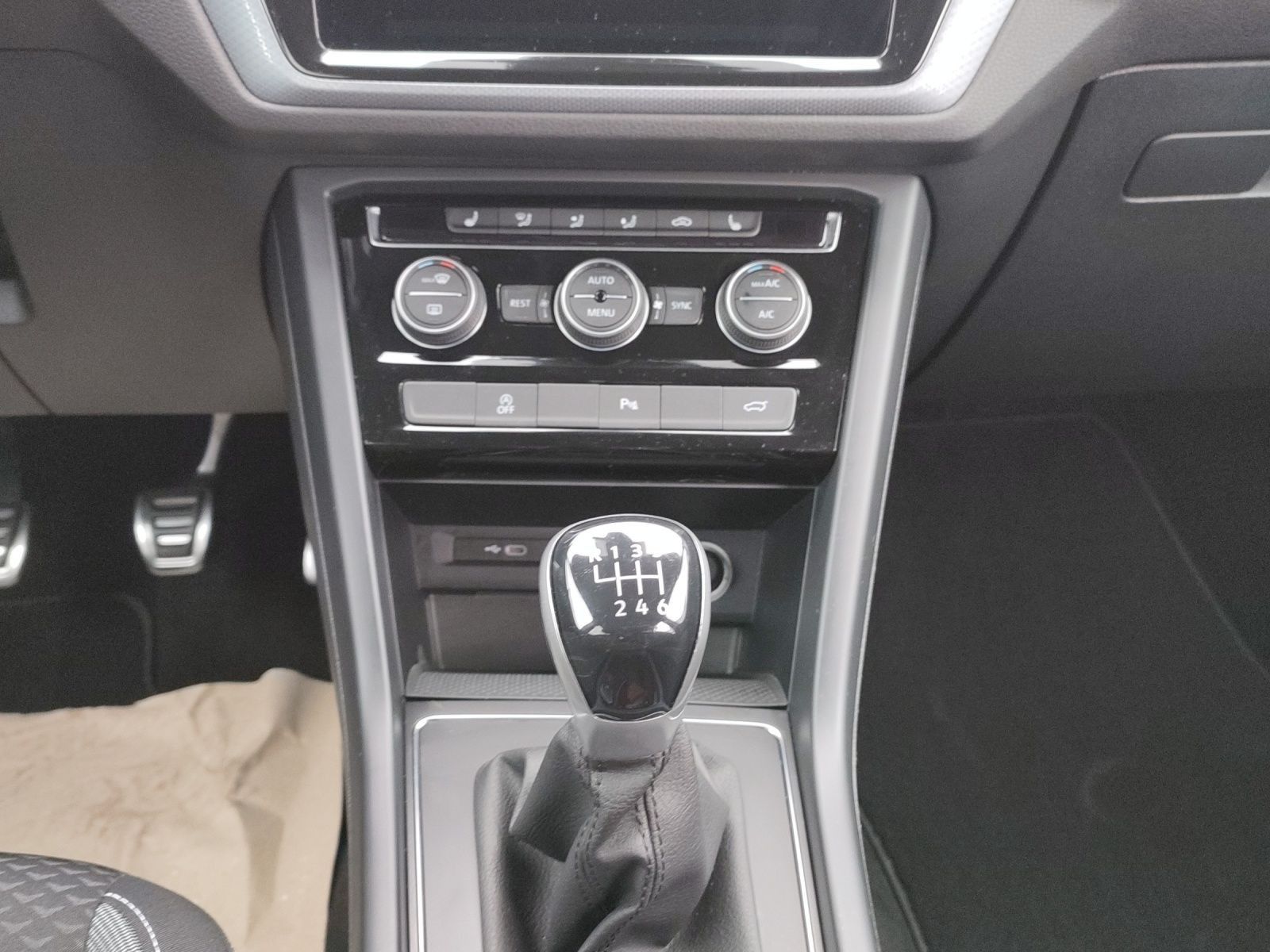 Volkswagen Touran - Bild 9