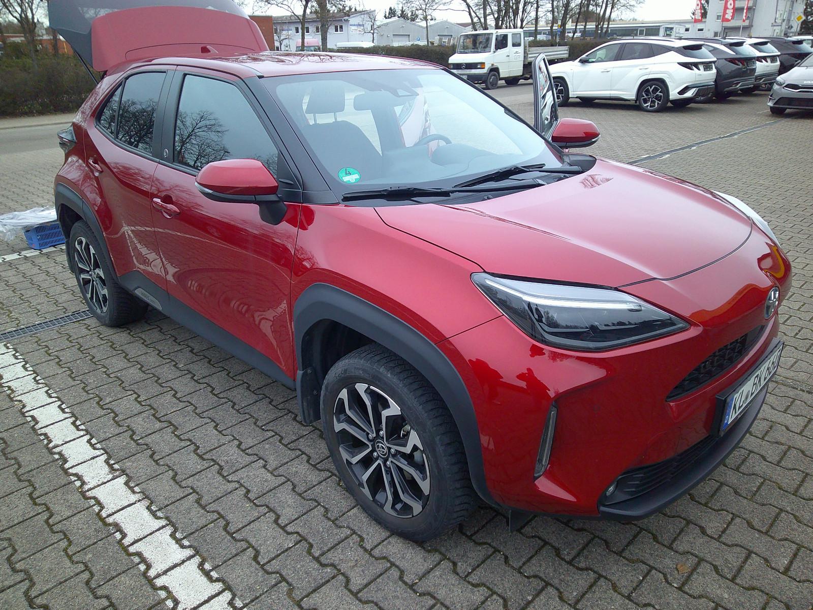 Toyota Yaris Cross Hybrid FWD Team Deutschland