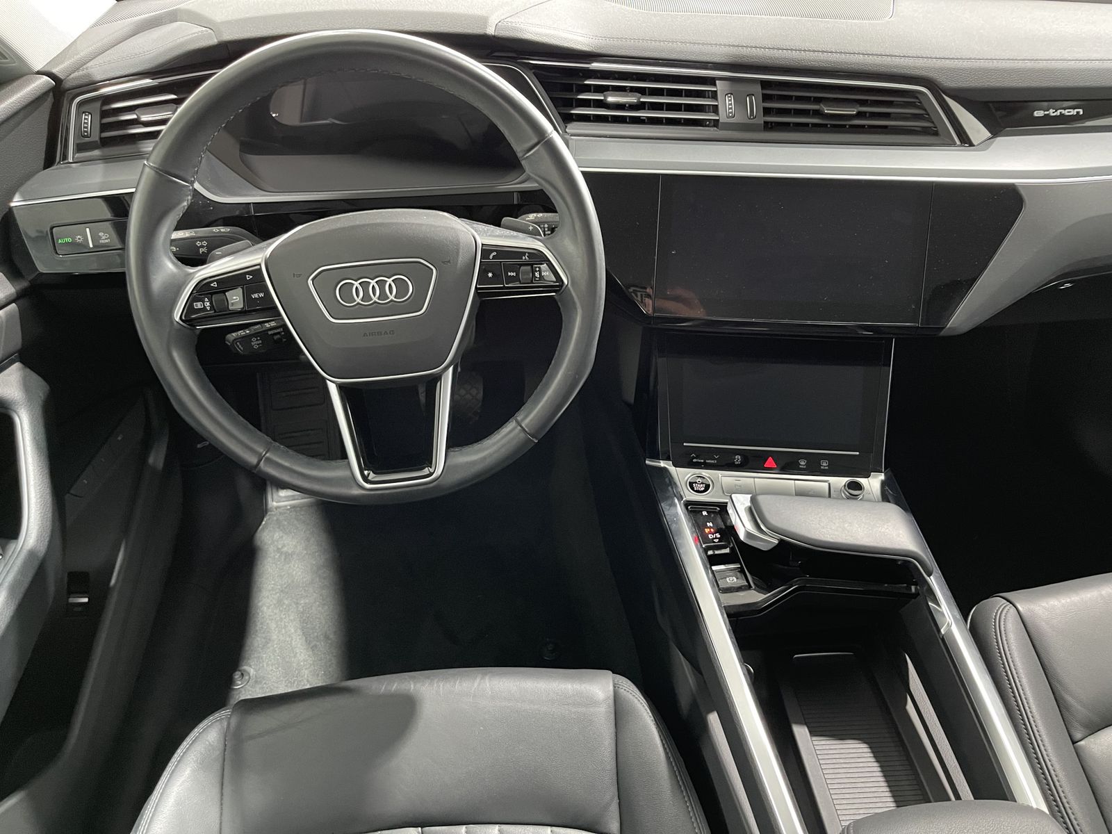 Fahrzeugabbildung Audi e-tron Sportback 55 Quattro*Leder*AHK*Matrix*HUD