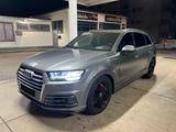 Audi SQ7 4.0 TDI V8  Vollausstattung  7-Sitzer