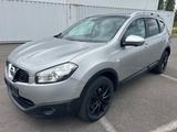 Nissan Qashqai+2 2.0 dCi DPF ALL-MODE 4x4 Automatik - graue Nissan Qashqai+2