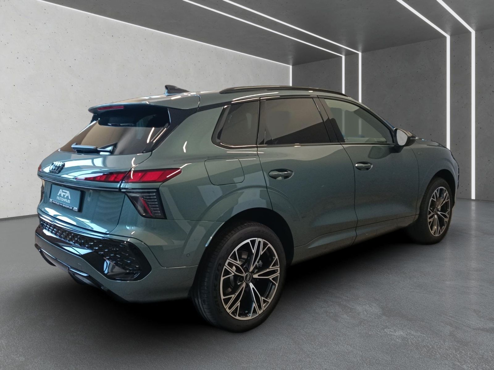 Audi Q3 SUV e-hybrid 200 kW S tronic *AHK*RFK*Klima* foto 3