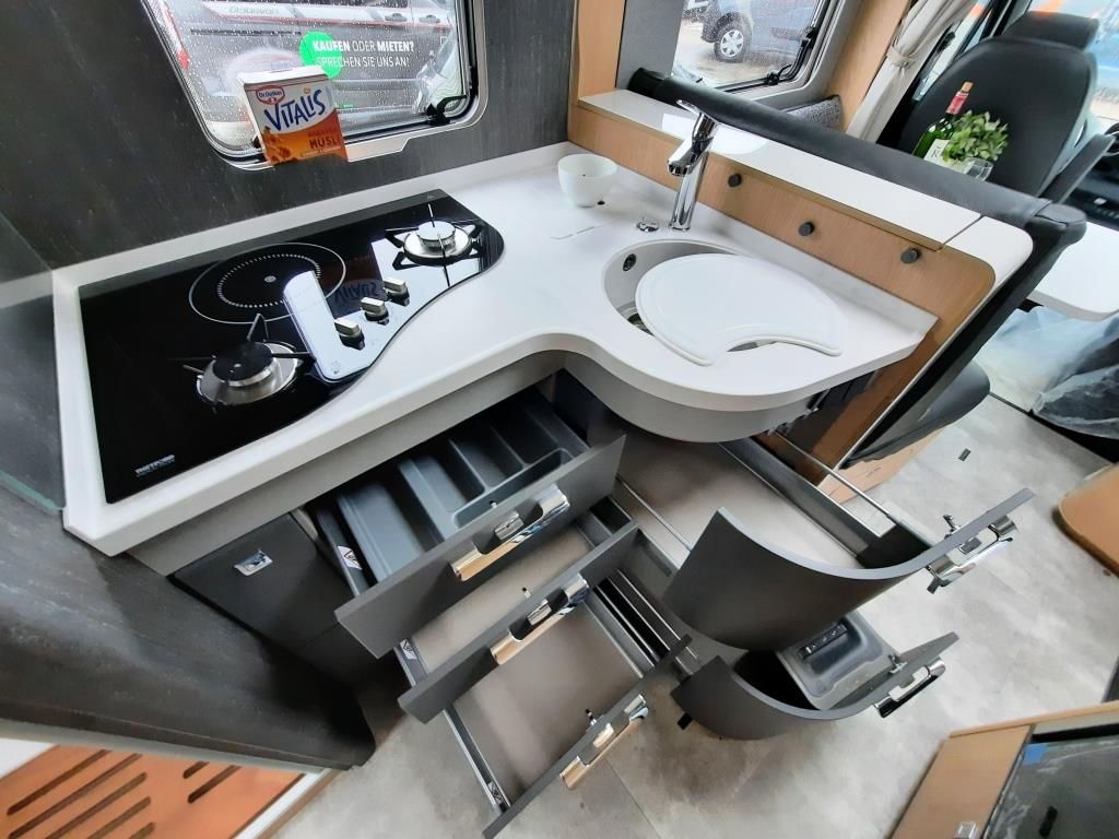 Fahrzeugabbildung HYMER / ERIBA / HYMERCAR B-Klasse ML T 780 BlackLine Verfüg./Sparen Sie 9