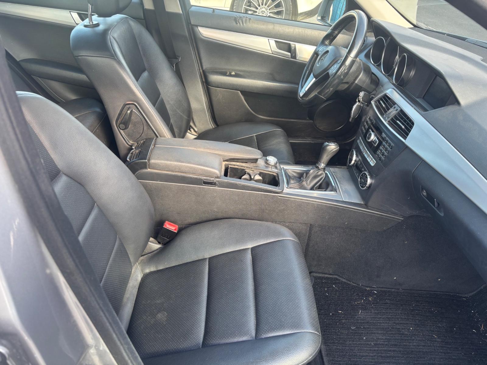 Mercedes-Benz C200 2013 — photo 7