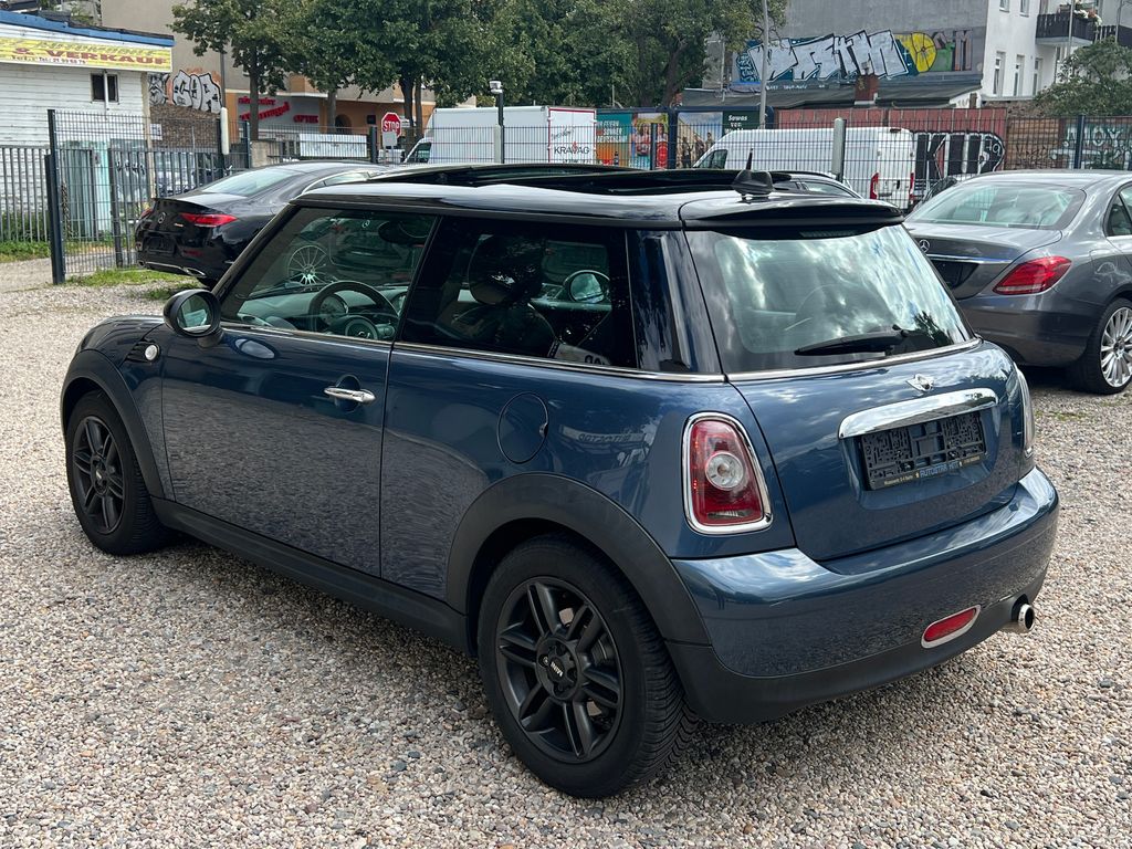 Mini Cooper Mini Cooper 1.6l 88KW PANO LEDER SITZH TEMPOMAT