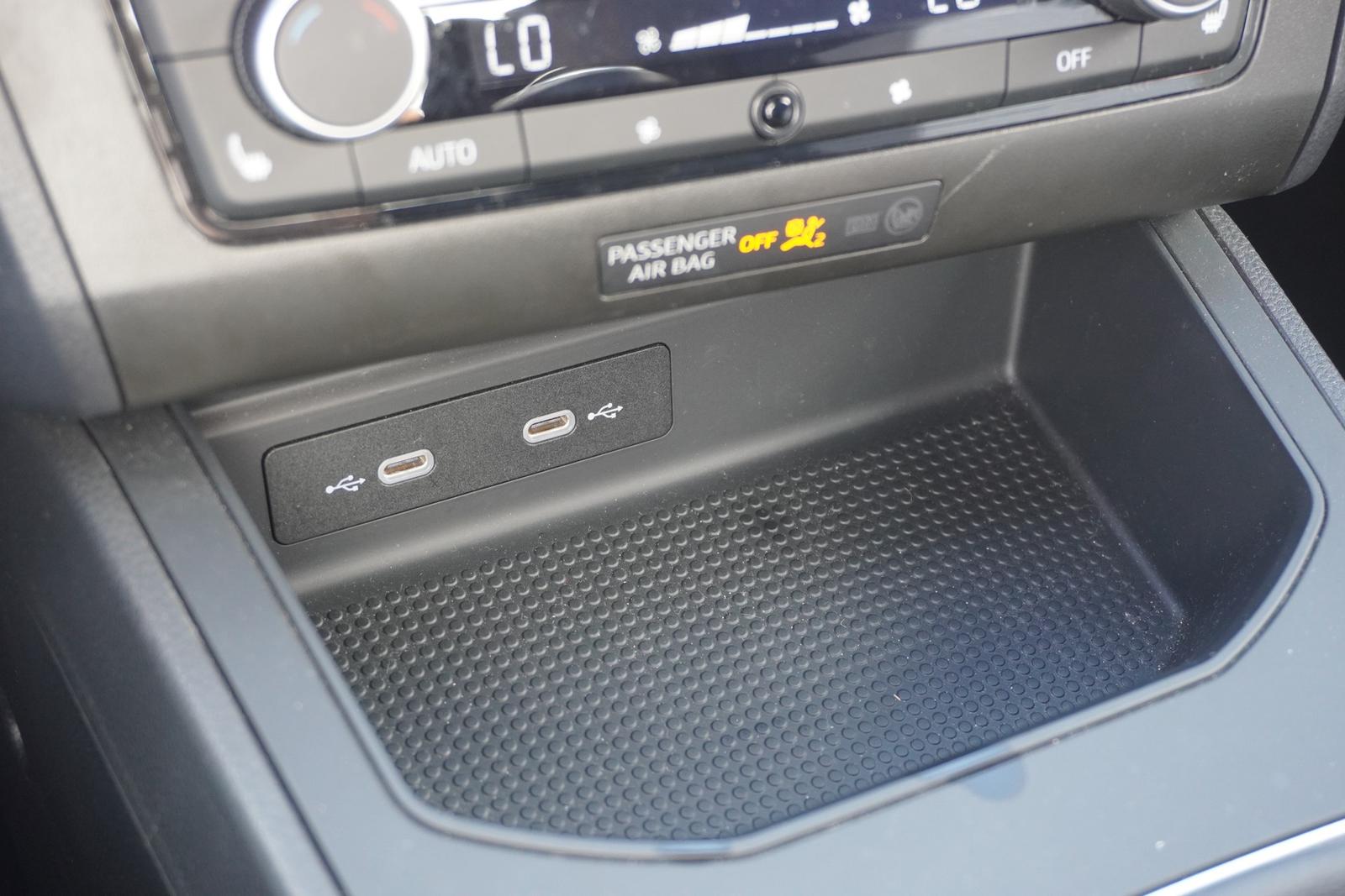 SEAT Ibiza 1.0 TSI FR LED Navi PDC Android Apple DAB, миниатюра 21