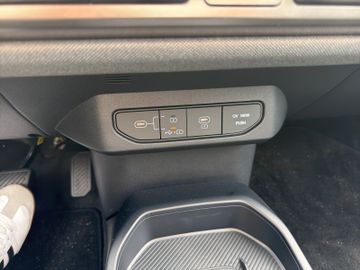 Kia EV4 Fastback Panor. * 612KM Reichw. * 7J. Gar.*
