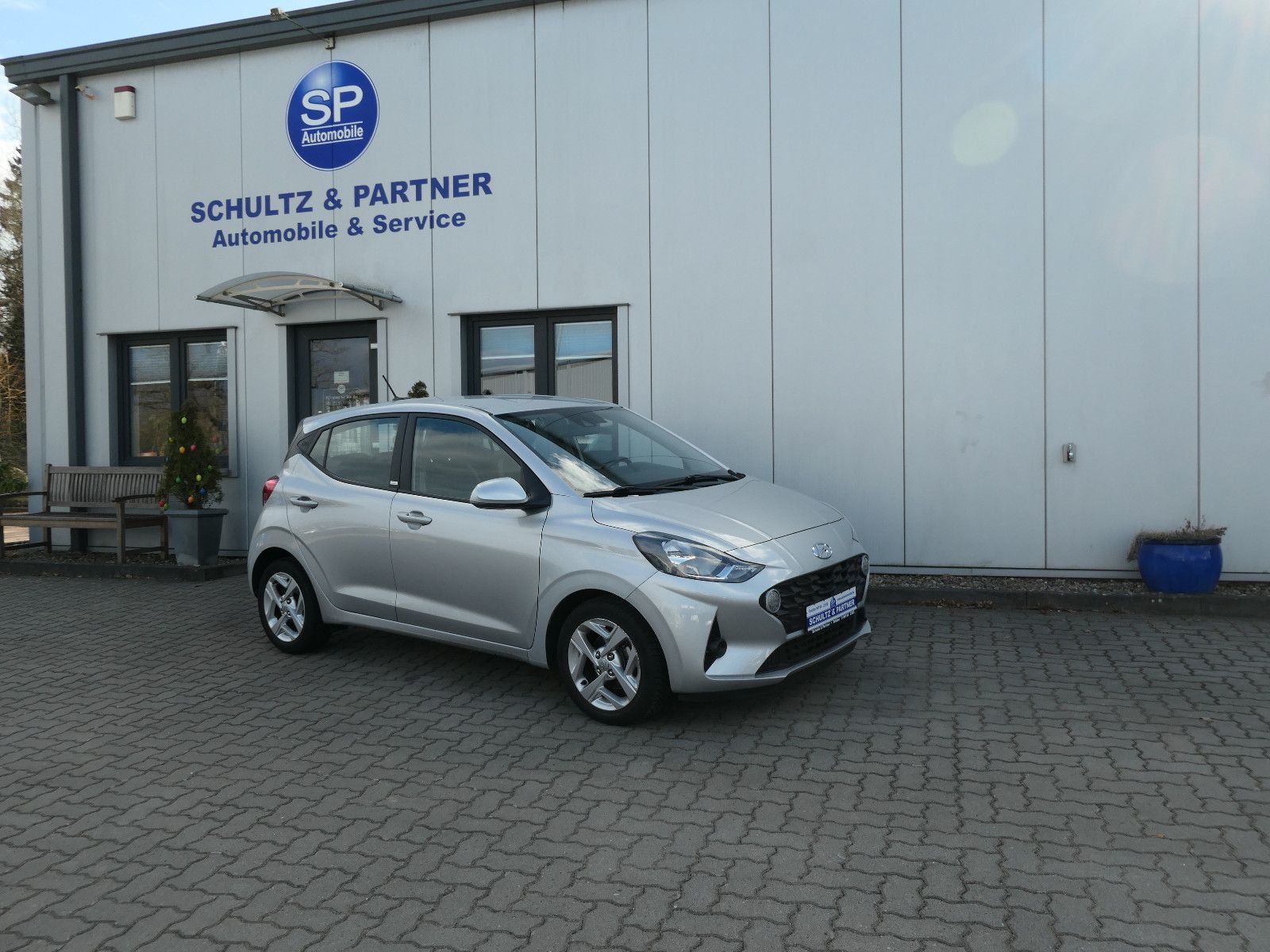 HYUNDAI i10