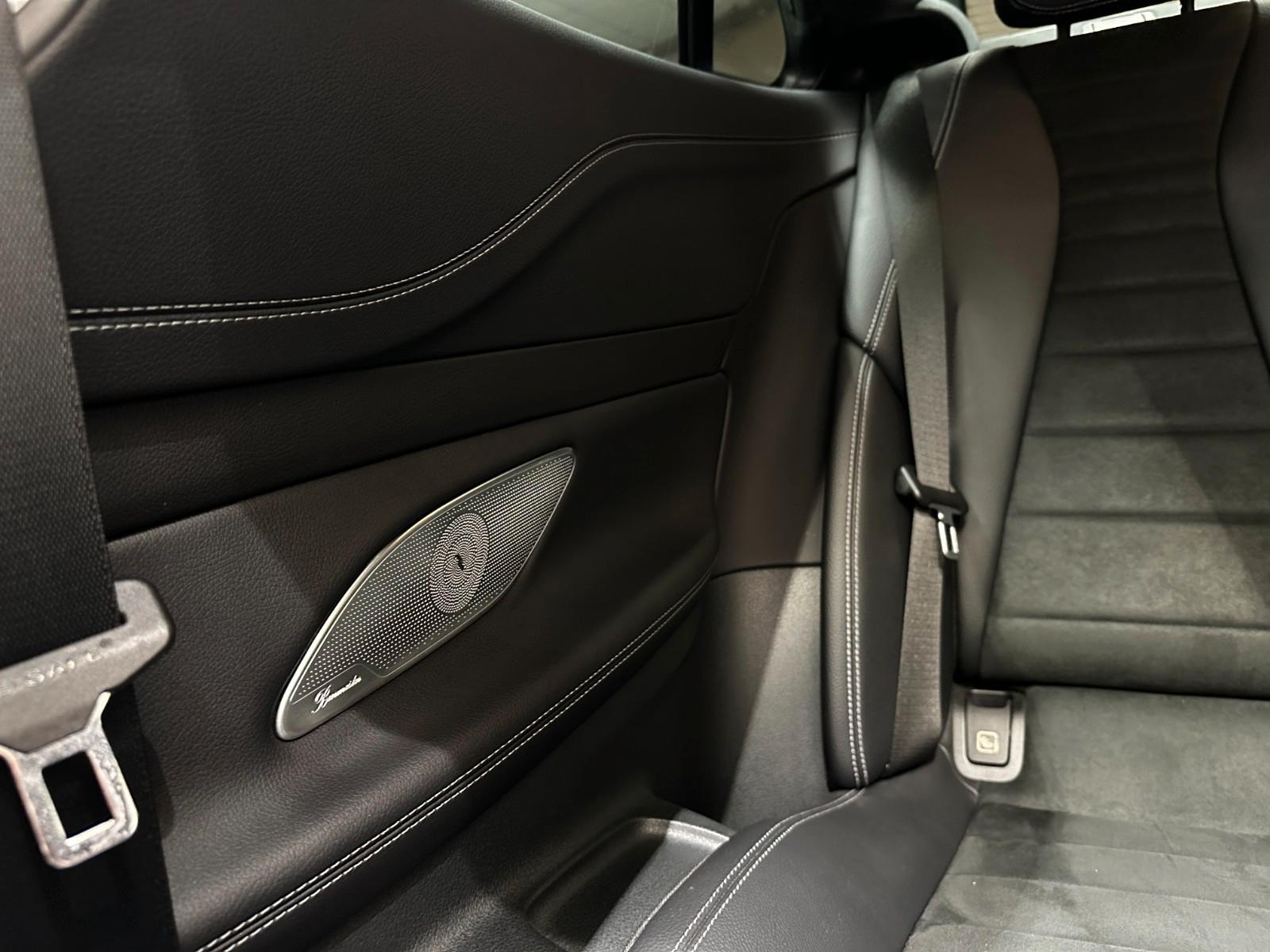 Mercedes-Benz E200 Coupe AMG Line *BURMESTER*PANO*SHZ*KAMERA*