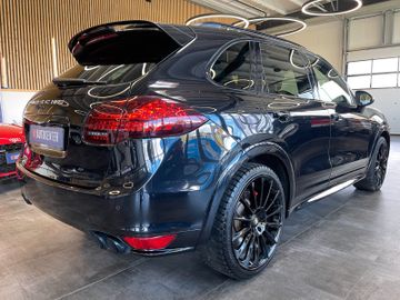 Porsche Cayenne Turbo *PANO*VOLLLEDER*KAMERA*TOTASSIST*