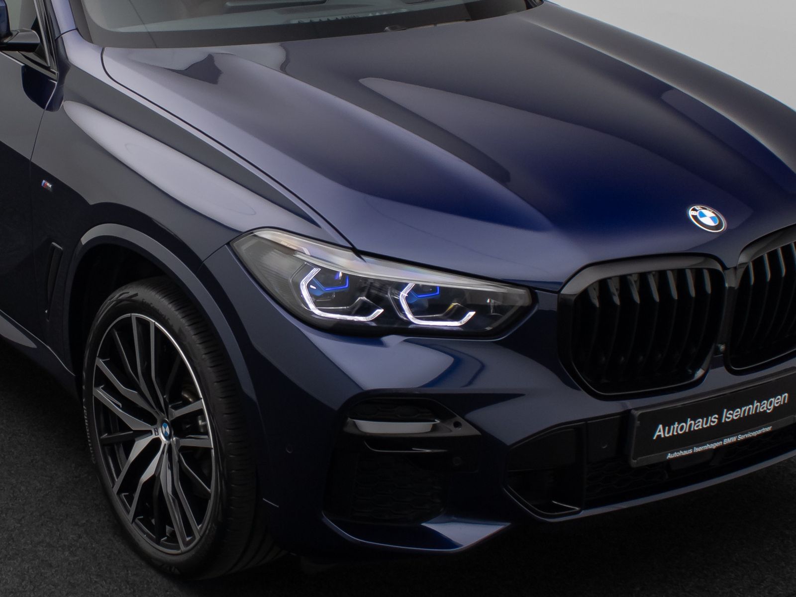 Fahrzeugabbildung BMW X5 xD40i  M Sport 360&deg;Laser HUD DAB H/K 22Zoll