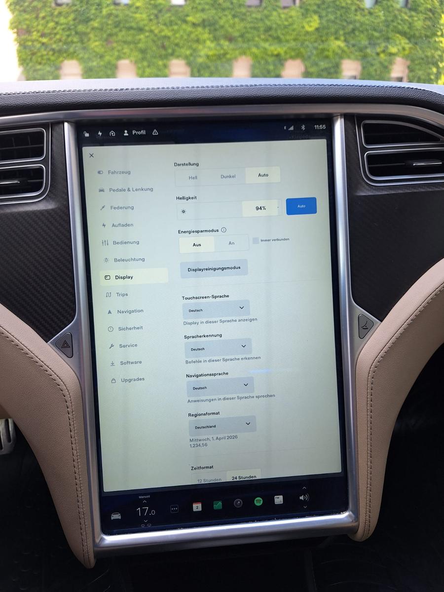 Tesla Model S P85 | 367 ch | BVA | Batterie SOH 93 % | Toit panoramique | Suspension pneumatique | Cuir | GPS