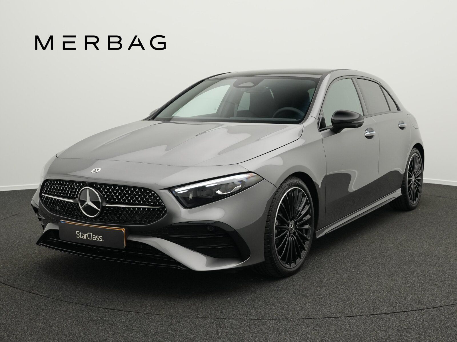 Mercedes-Benz A 180 AMG-Line Premium Plus