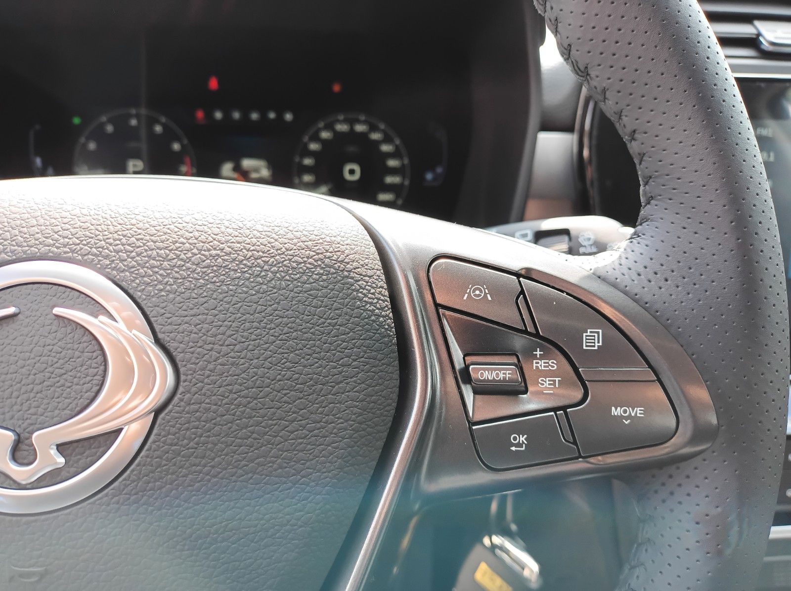 Fahrzeugabbildung KGM TIVOLI 1.5 NOMAD+AUTOMATIK+LM FELGEN+ANDROID++++