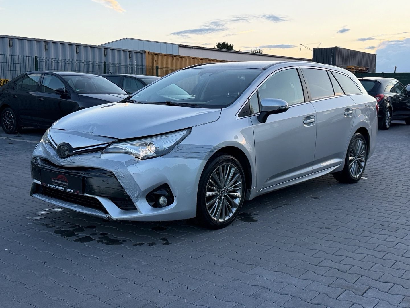 Toyota Toyota Avensis 1,8-l-V. Edition / EU6./ R-Cam/ Pan