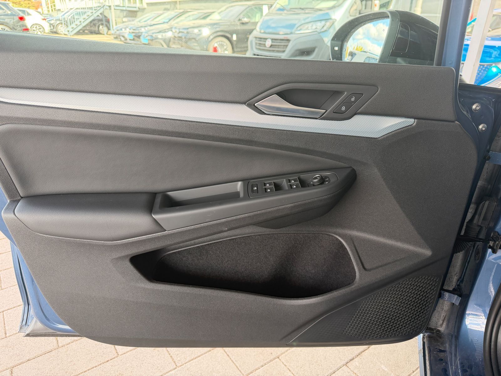 Volkswagen Golf - Bild 9