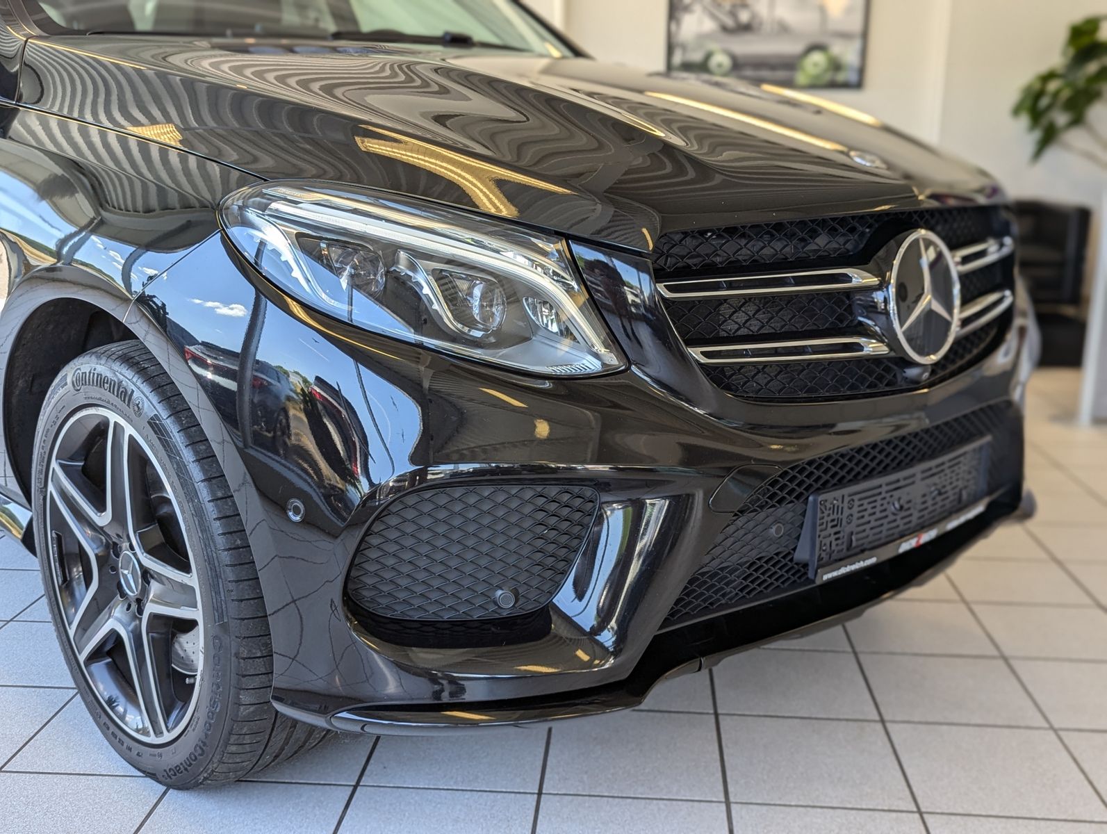MERCEDES-BENZ GLE 43 AMG 4M Pano designo StHz ACC 360° H/K AHK - Image 9