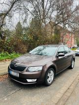Skoda Octavia 1.6 TDI | Baujahr 2013 | Spa... - Skoda Octavia mit Diesel-Antrieb: Limousine, 1.6