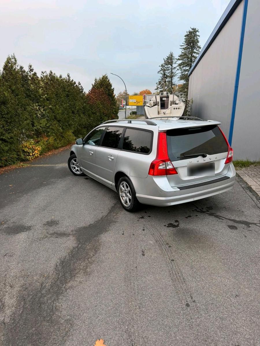 Volvo V70 2009 — photo 6