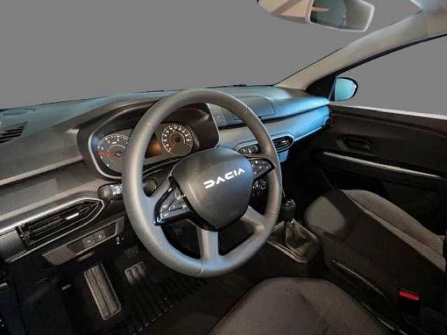 Fahrzeugabbildung Dacia Sandero Essential ECO-G 100