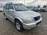 Suzuki Grand Vitara 5-trg. 2.0 Club * Automatik * - Suzuki Grand Vitara Club mit Benzin-Antrieb