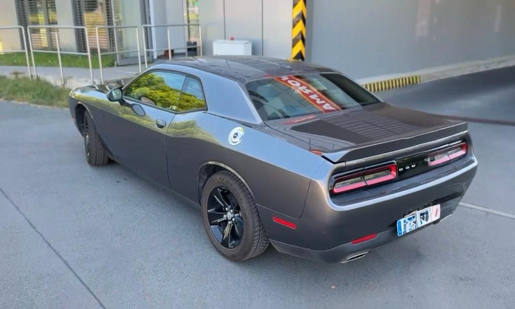 Dodge Challenger