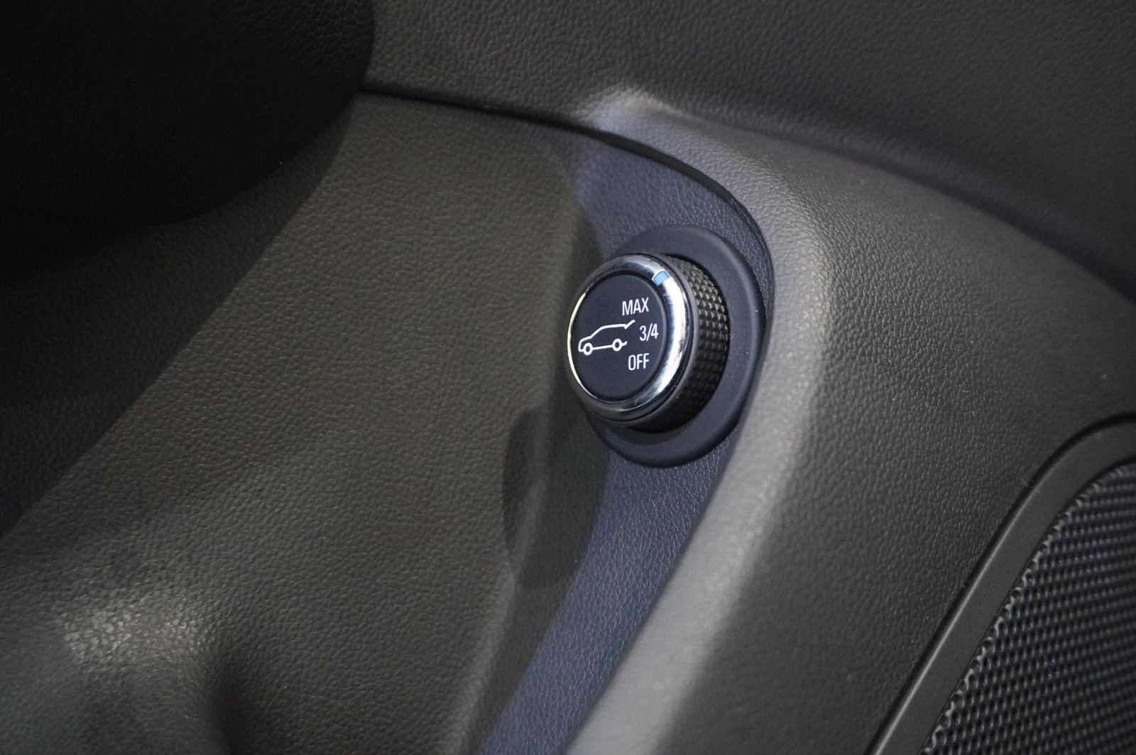 Fahrzeugabbildung Opel Insignia B ST 2.0D ULTIMATE NAVI/LED/OPC/VIRTU.