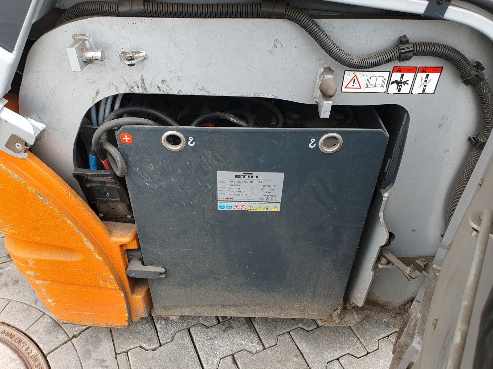 Fahrzeugabbildung Still RX 20-14 / Triplex: 4,3m / nur 2.328h / SS