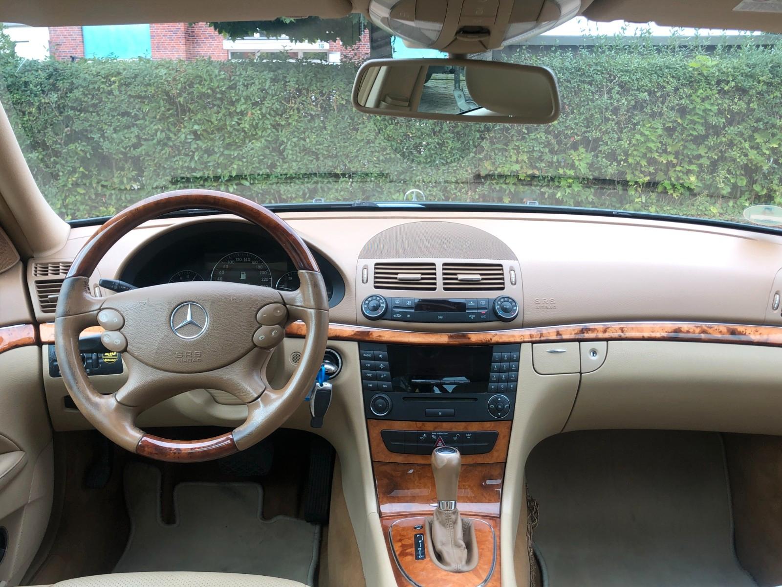 Mercedes-Benz E 220 E Limousine E 220 CDI