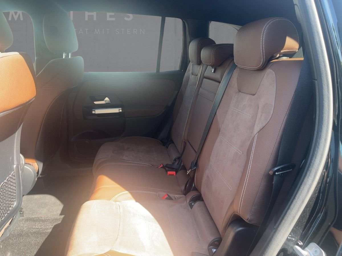 Fahrzeugabbildung Mercedes-Benz GLB 220 d 4M AMG/Night/Kamera/MBUX/AHK