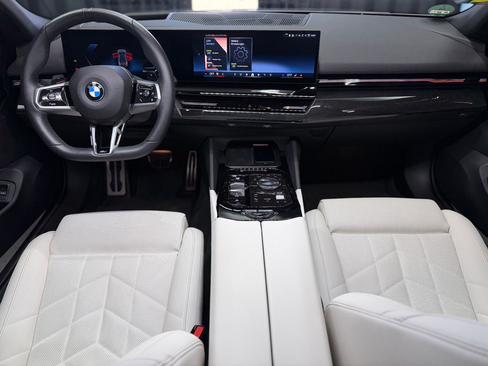 Fahrzeugabbildung BMW 520 d Limousine M Sport|H&K|HuD|Garantie