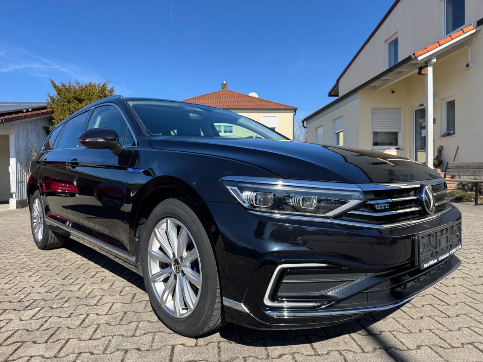 Volkswagen Passat Var GTE AHK ACC Cam Matrix Digi 4xSHZ 18'