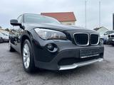 BMW X1 sDrive 18i AUT + PANO + LEDER + SHZ + NAVI - BMW X1 in Saarbrücken
