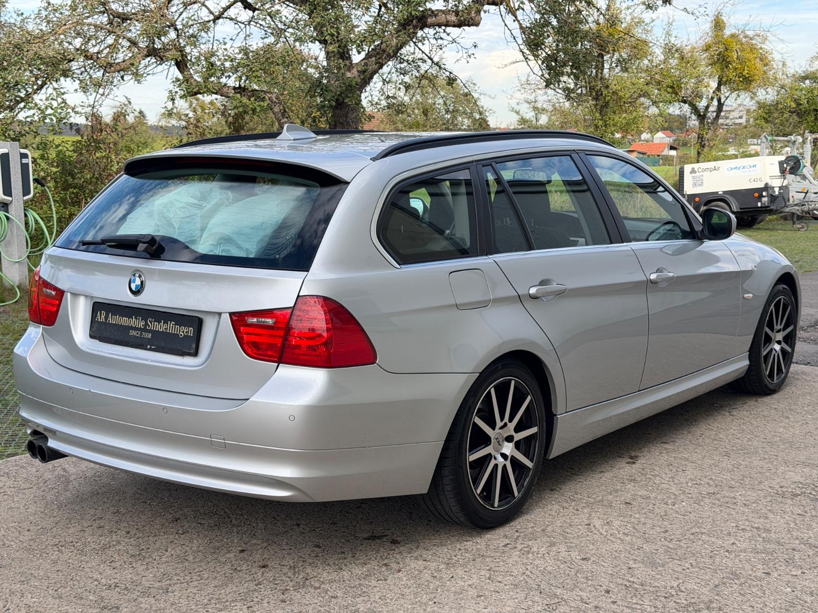 BMW 325 TOURING AUT*XEN*AHK*2.HAND*NAVI* | 218 ch | BVA | BMW 325I TOURING AUT | ATTELAGE