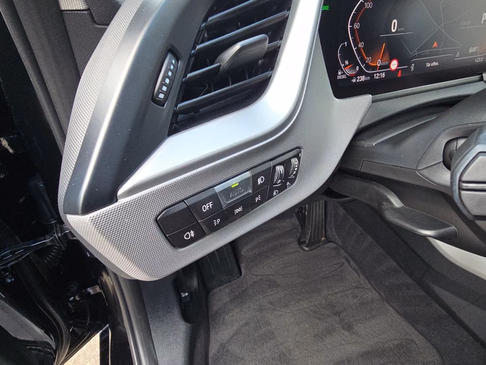 BMW 116 d Klimaaut. PDC Außensp.Paket Sitzhzg. Vorn, миниатюра 17