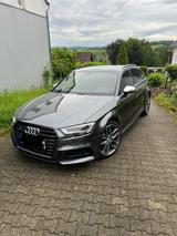 Audi S3 TFSI S tronic quattro Sportback -
