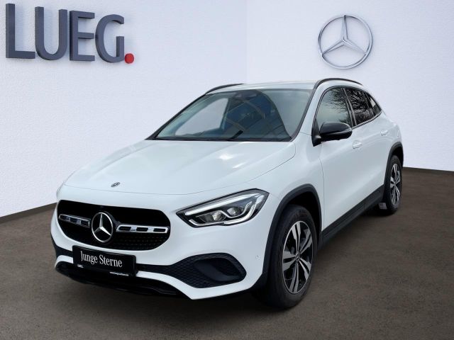 Mercedes-Benz GLA 200 d 4M PROGRESSIVE+INFOTAINMENT+OFF-ROAD