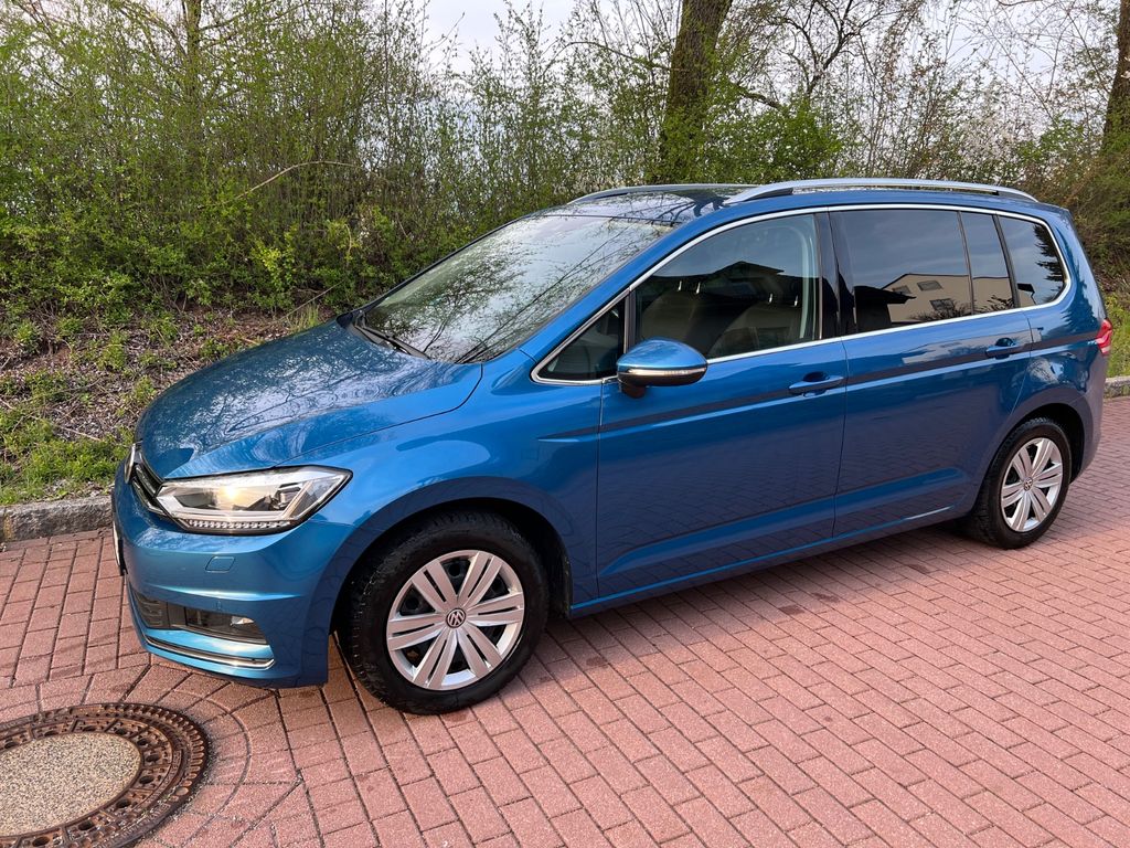 Image of Volkswagen Touran