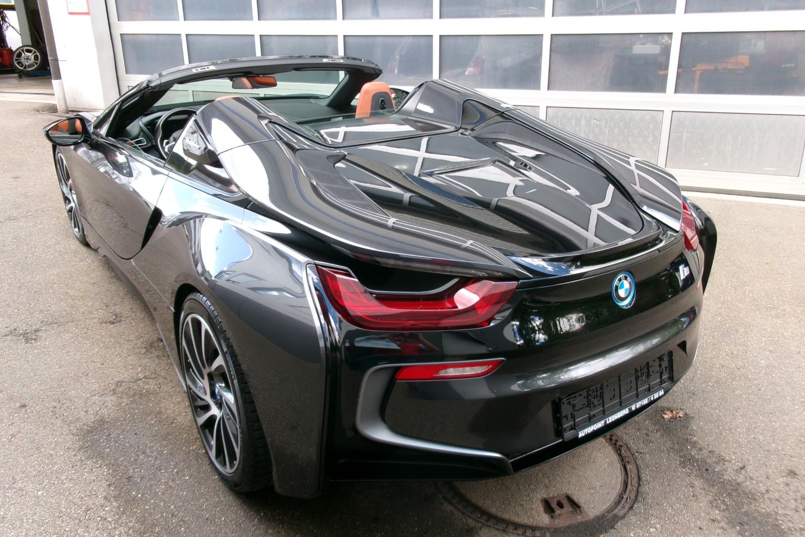 BMW i8 Roadster