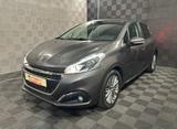 Peugeot 208*SIGNATURE*PANORAMA-TEMPO-SHZ-TOUCH-PDC-APPLE - Peugeot 208 Signature mit Benzin-Antrieb