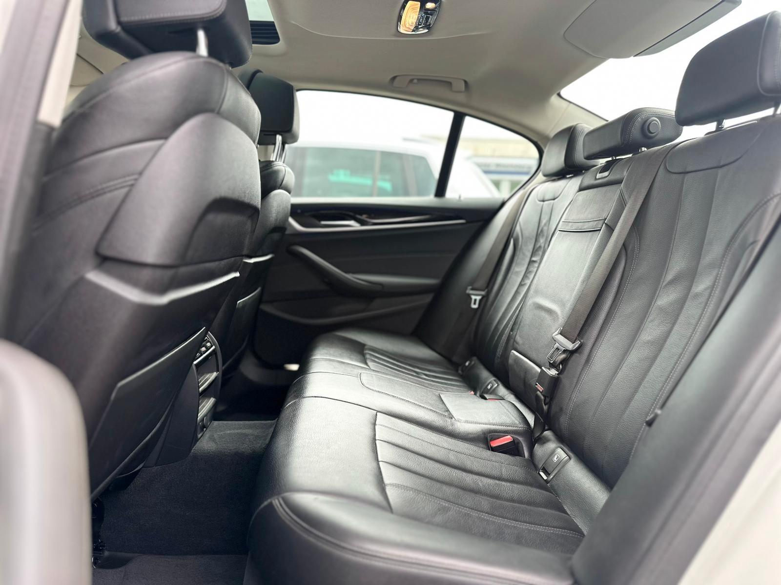 BMW 530 5 Limousine 530 e Sport Line Vollausstattung