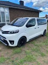 Toyota Proace (Verso) 2,0-l-D-4D 130kW L1 Executive...